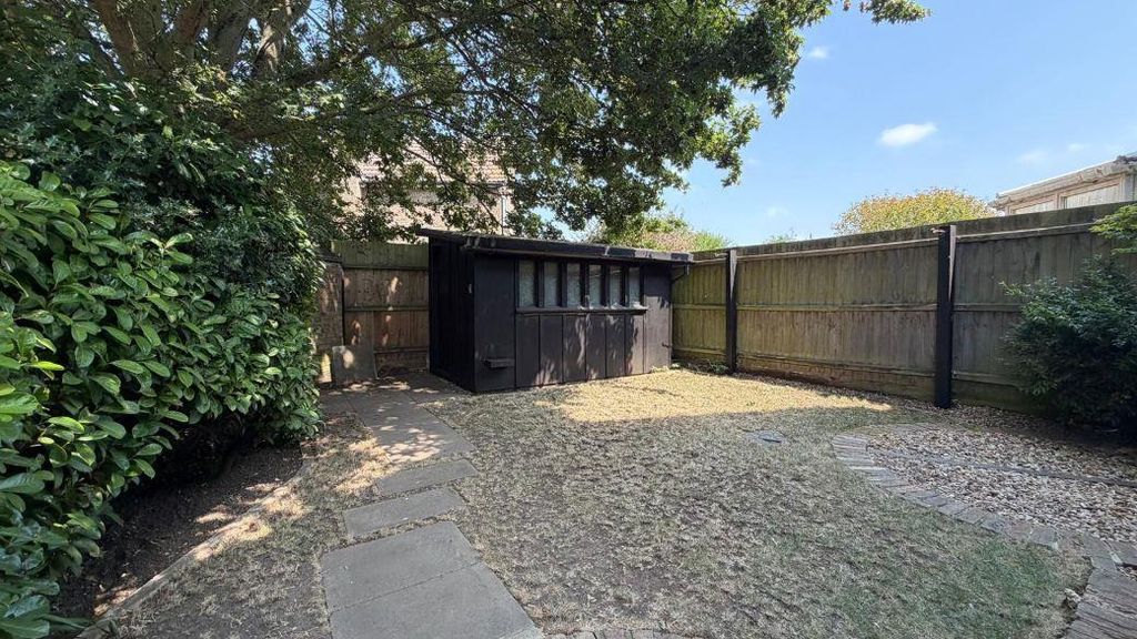 Property photo 3 of 9 E1c8B575-7E09-46B7-B9c5-645Adfee6B34.Jpg