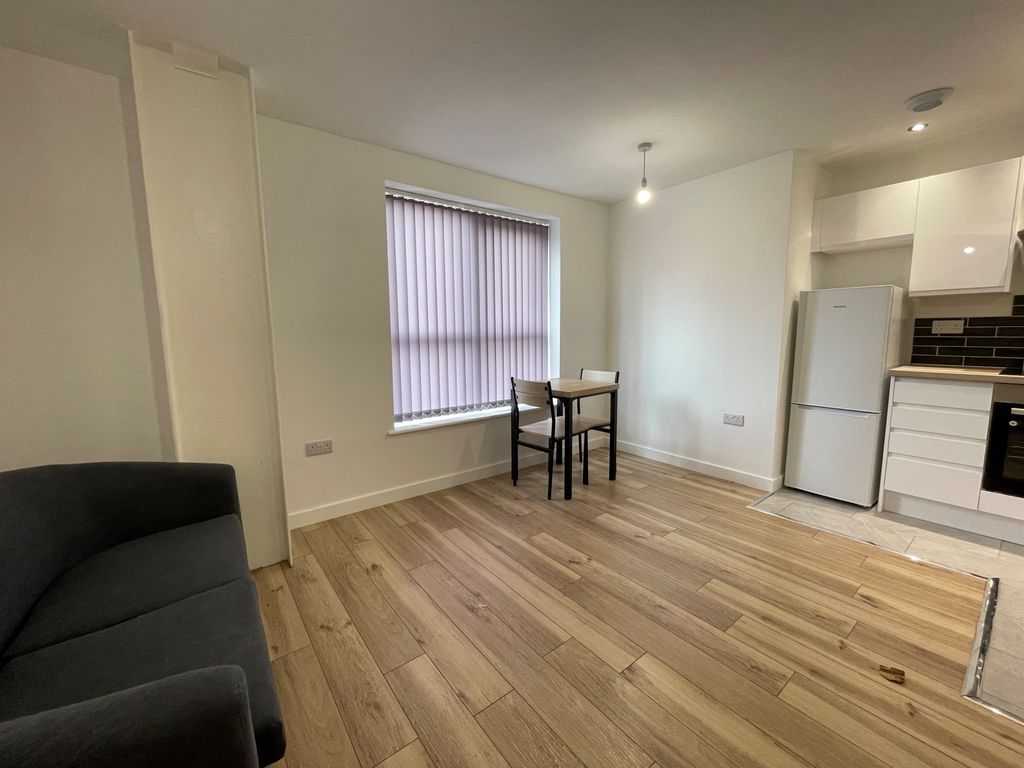 Property photo 2 of 6 Dining/Living