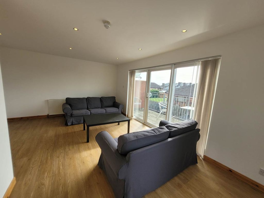 Property photo 3 of 20 20210805_100109