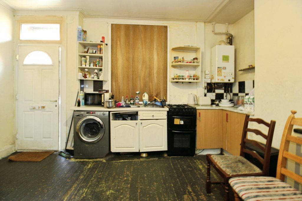 Property photo 2 of 14