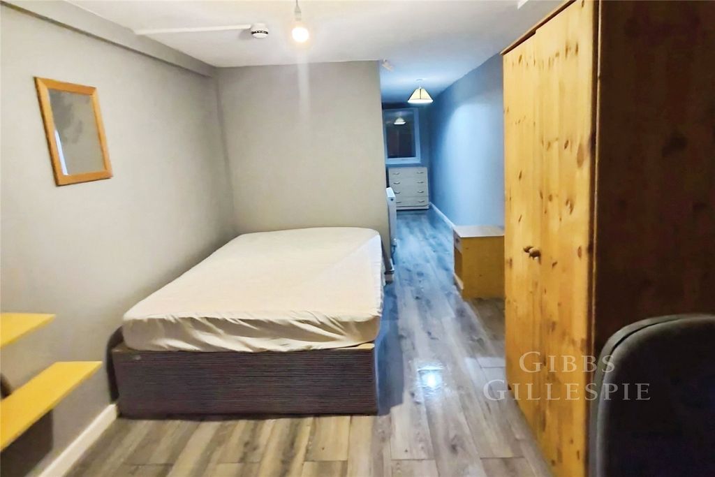 Property photo 2 of 14 Picture No. 03