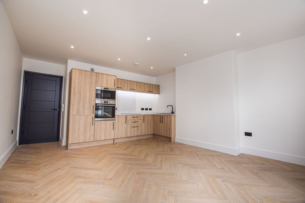 Property photo 1 of 13 Picture No. 30