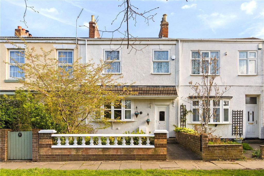 Property photo 1 of 29 Picture No. 05