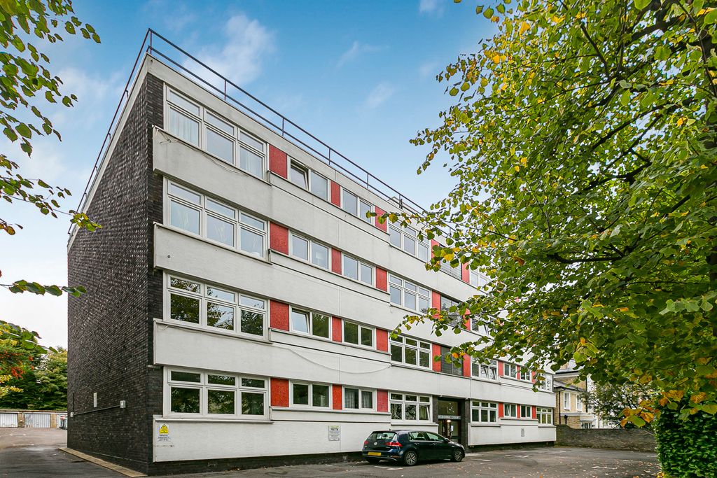 Property photo 1 of 13 Exterior