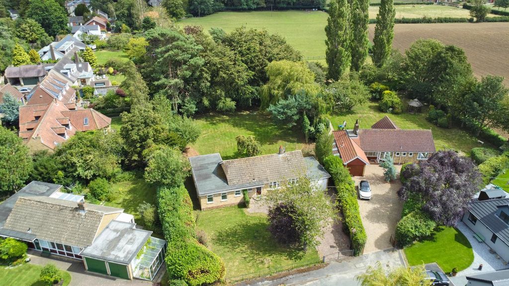 Property photo 2 of 16 Dji_0099-Dji_0101_Lzn.Jpg