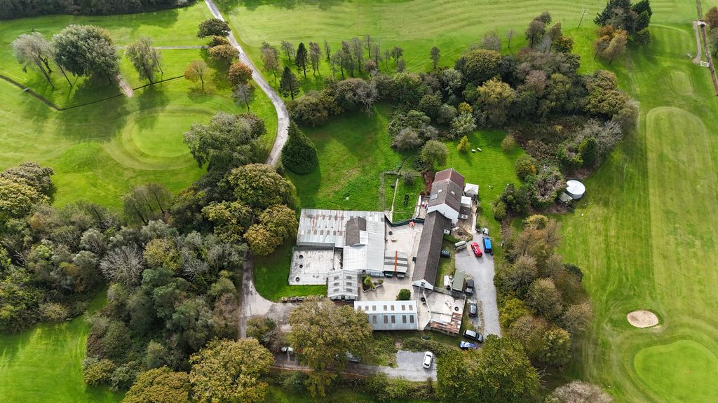 Property photo 1 of 70