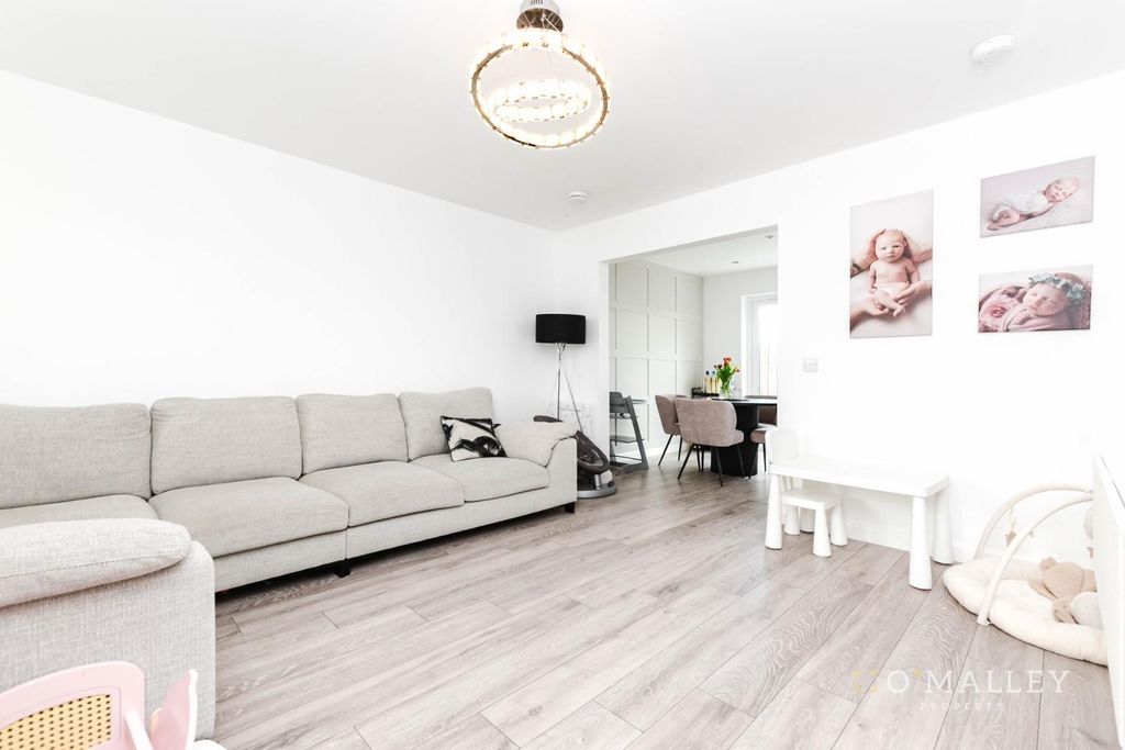 Additional image 4 of 3 bed semi-detached house for saleDunlin Drive, Alloa FK10