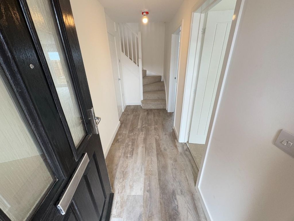 Property photo 2 of 25 Hall