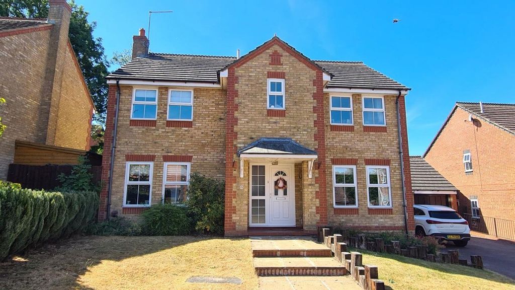 Property photo 1 of 26