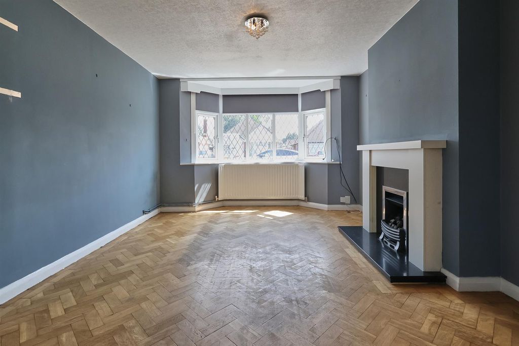 Property photo 3 of 14 Lounge To Front