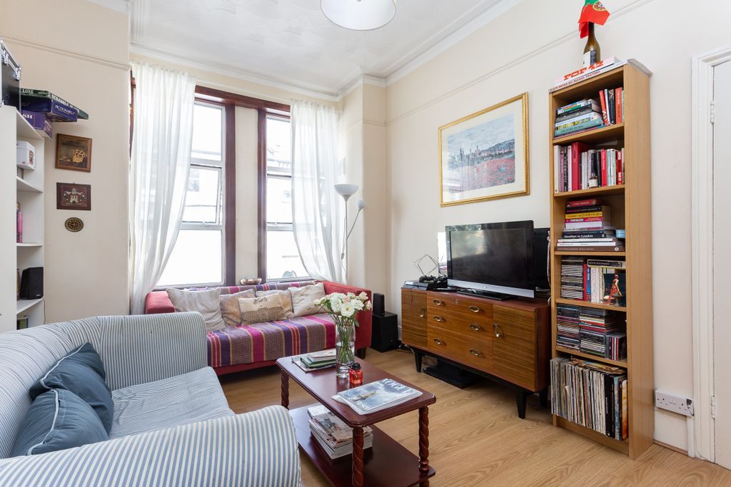 Property photo 1 of 7