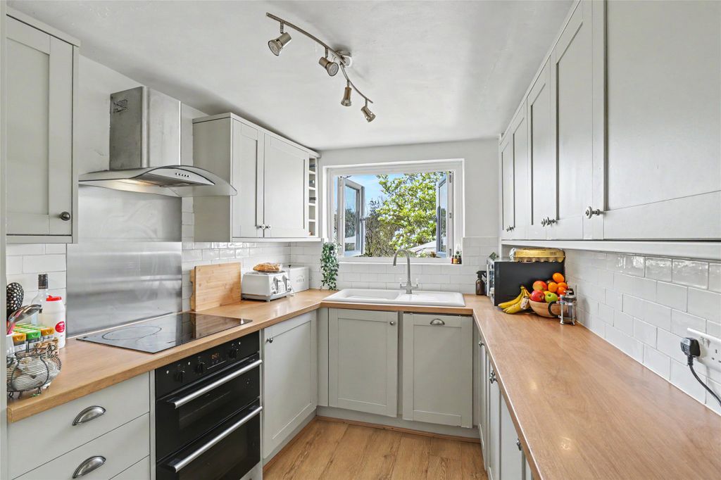 Property photo 3 of 23 3 - Picture No. 46