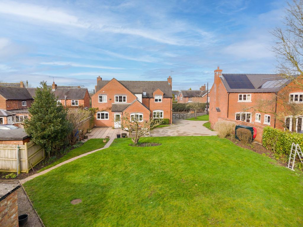 Property photo 1 of 47