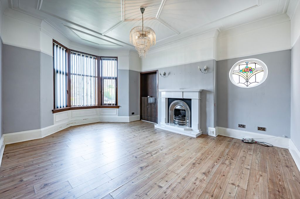 Property photo 2 of 42