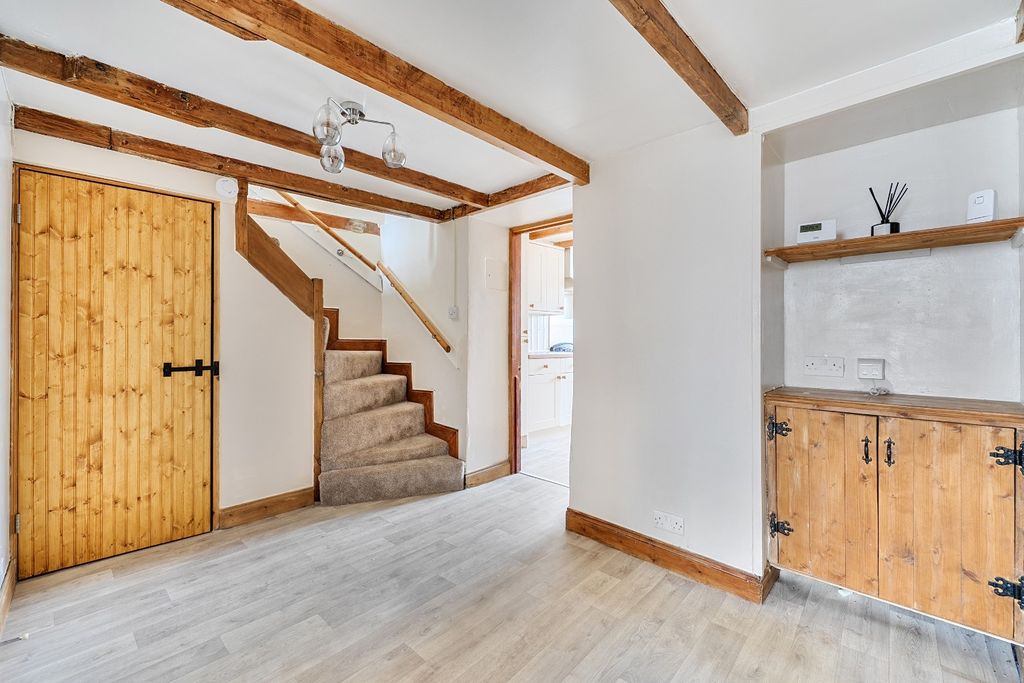 Property photo 3 of 13 5319017