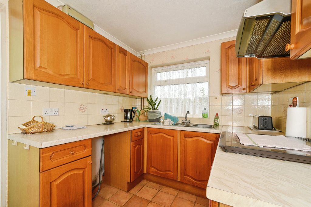 Property photo 3 of 20