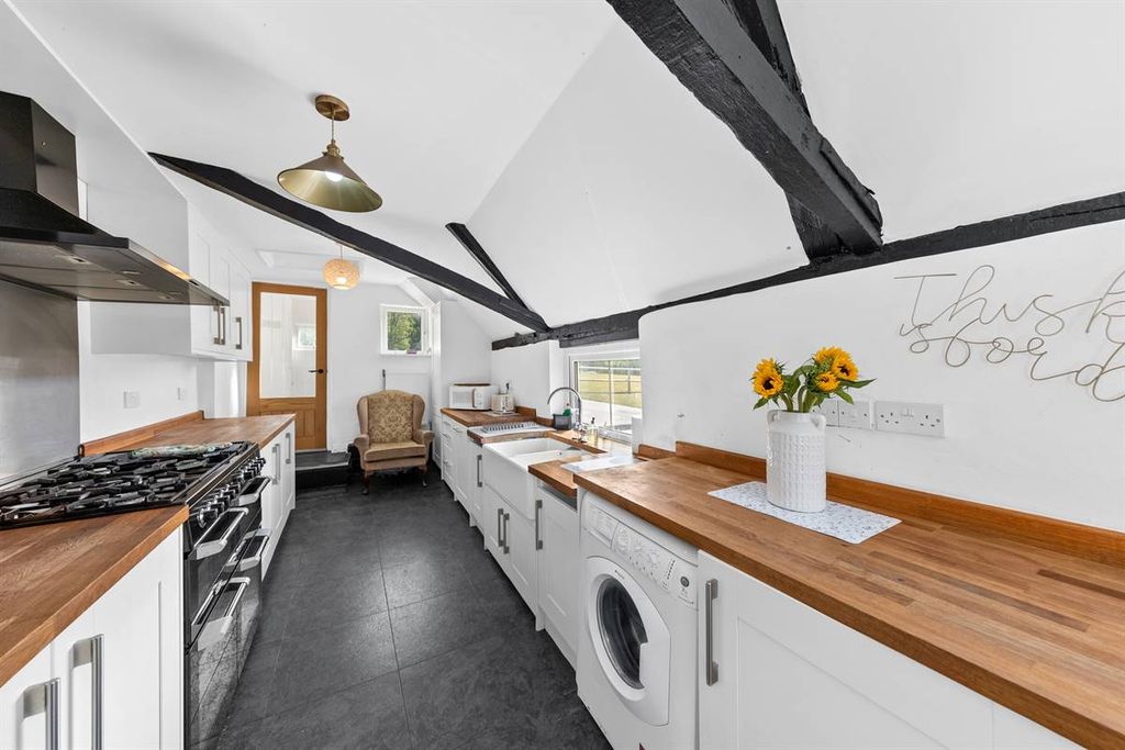 Property photo 2 of 47