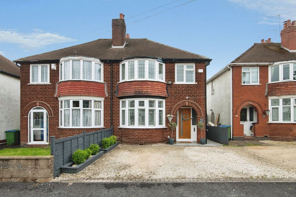 Property photo 1 of 28