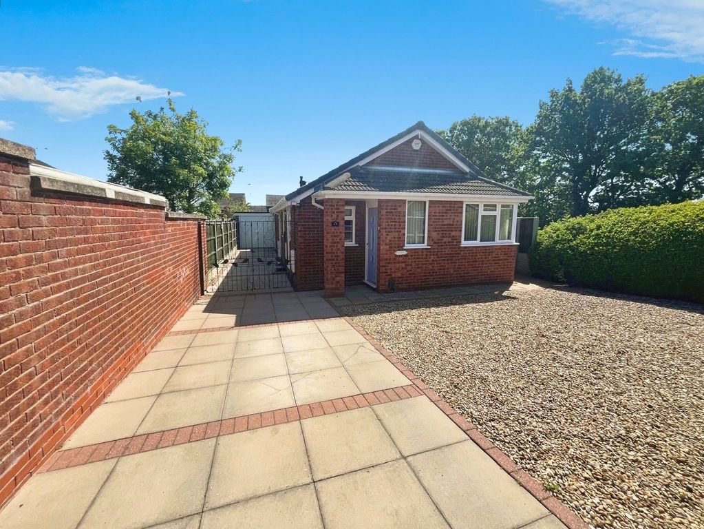 Property photo 1 of 20 Front No. 01