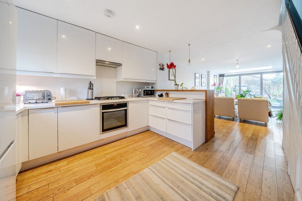 Property photo 3 of 16 Picture No. 36