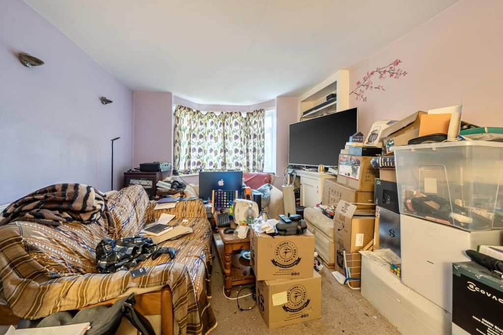 Property photo 3 of 20 Reception