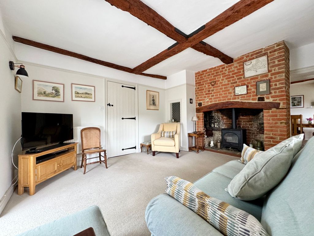 Property photo 2 of 21