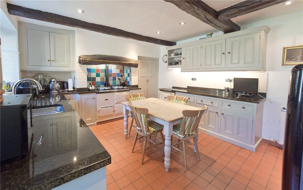 Property photo 3 of 35 Picture No. 04