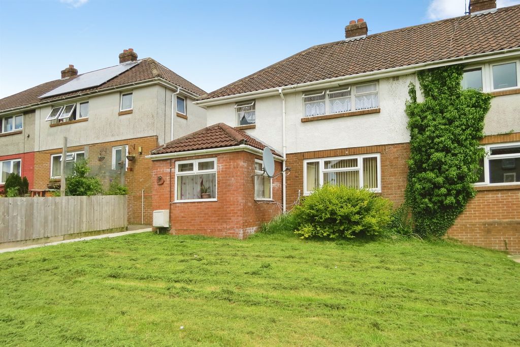 Property photo 1 of 21