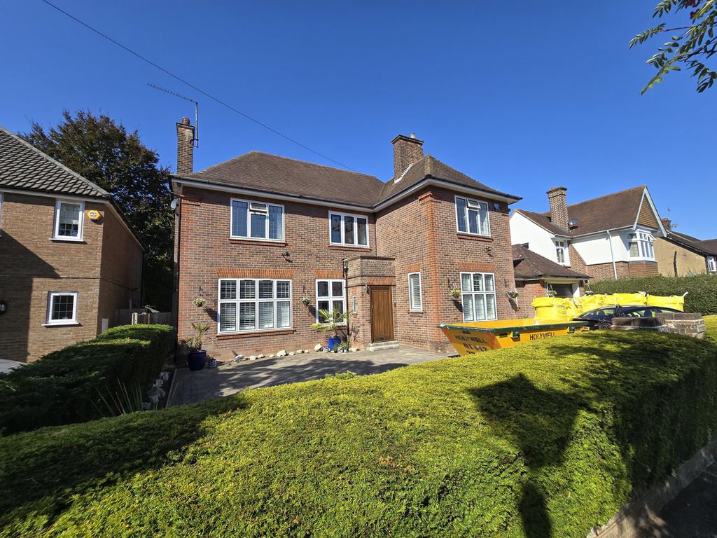 Property photo 1 of 31