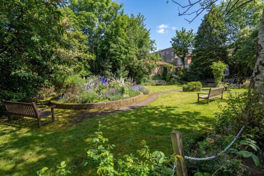 Property photo 2 of 7