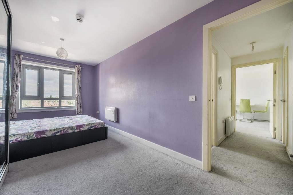 Property photo 3 of 18 Bedroom