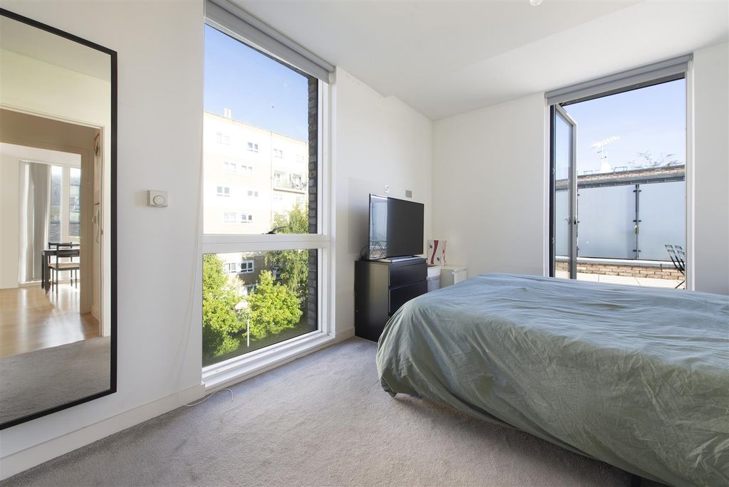 Property photo 3 of 15 53409 Hi Res (3).Jpg