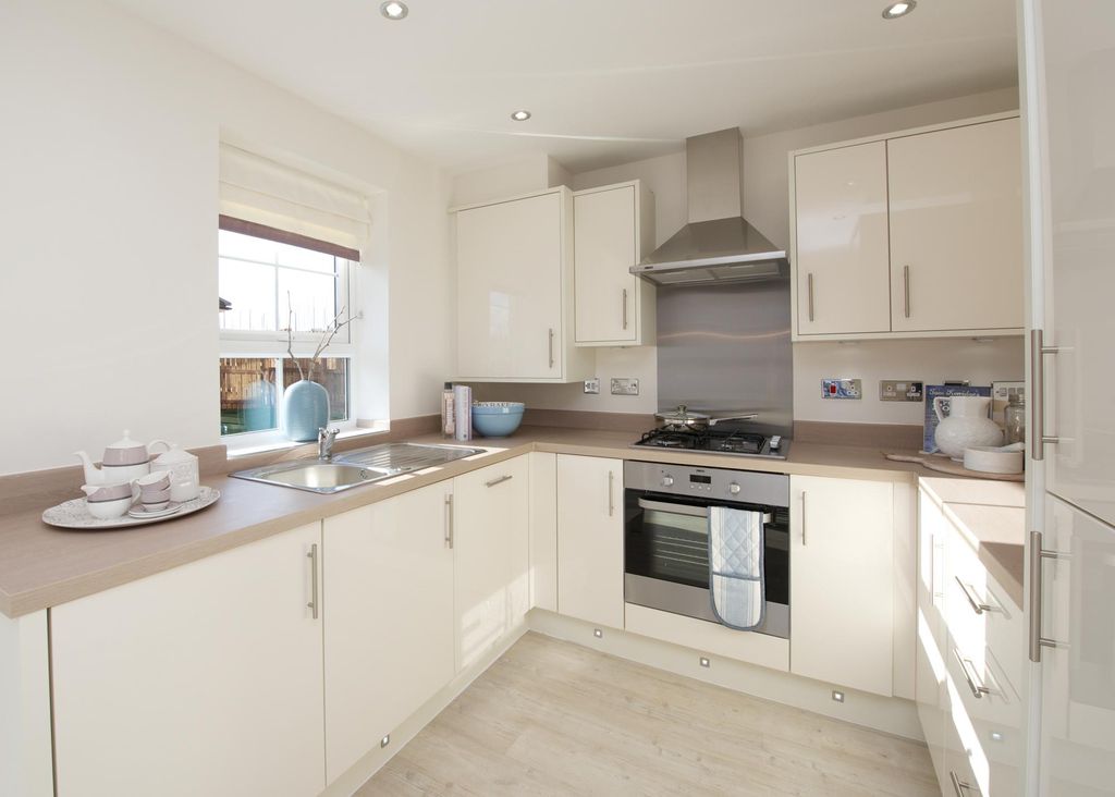 Property photo 3 of 9 Kitchen Diner