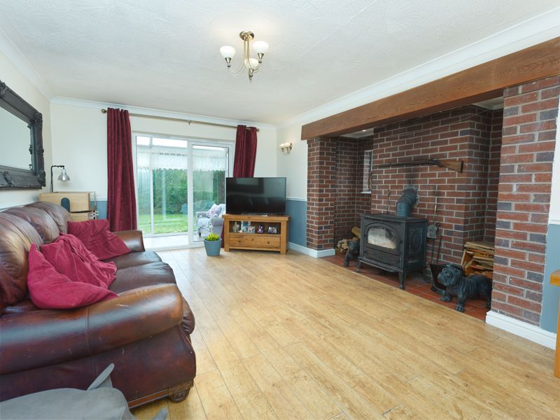 Property photo 3 of 18 Photo 4