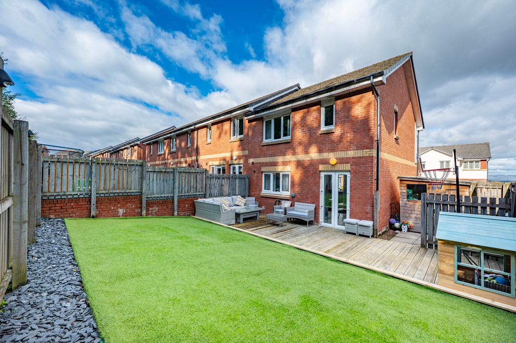 Property photo 2 of 37