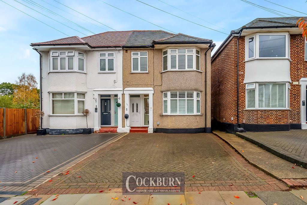 Property photo 1 of 18