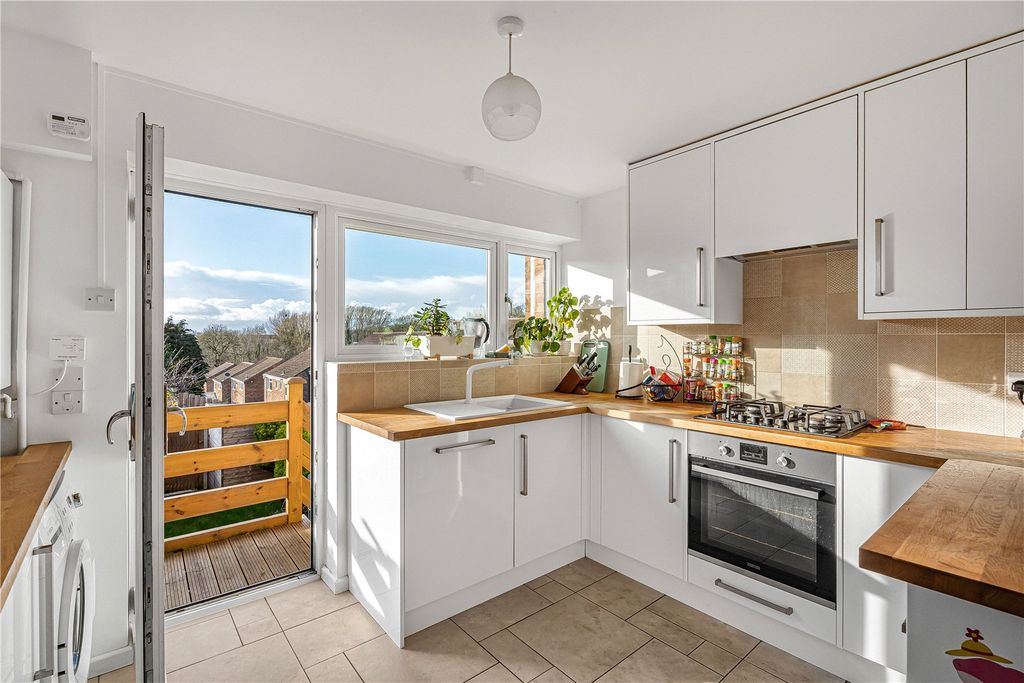 Property photo 3 of 16 Picture No. 16