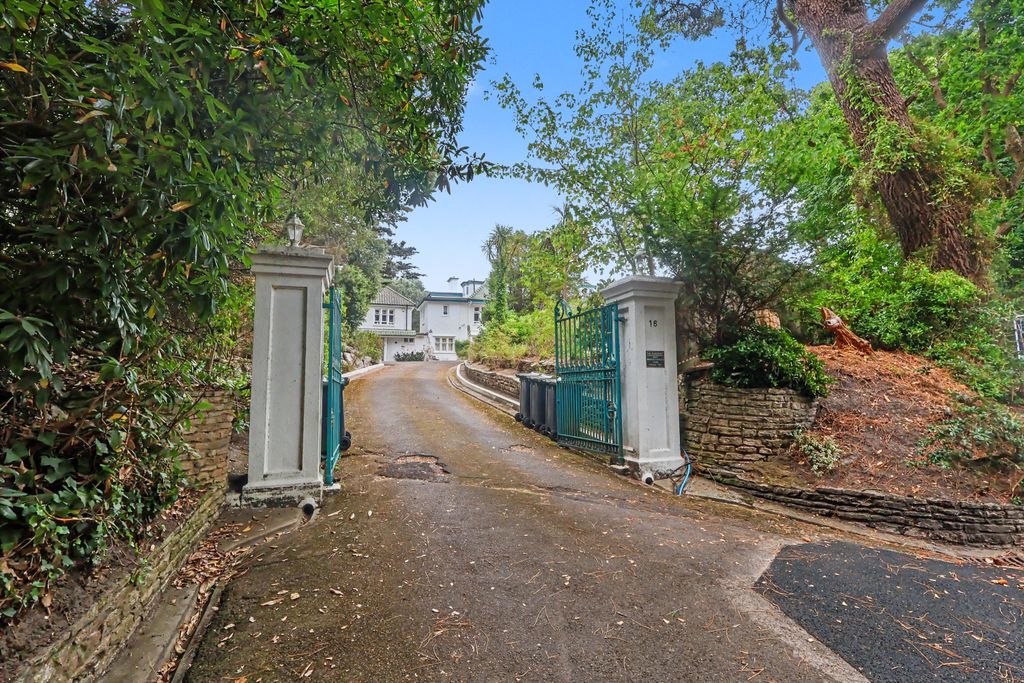 Property photo 2 of 38 Img_1319