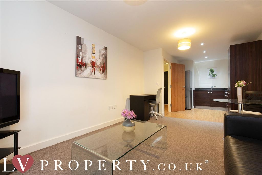 Property photo 1 of 11 8.Jpg