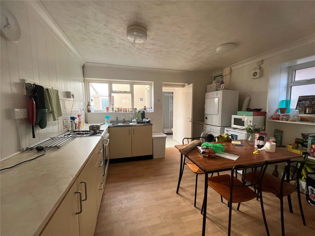 Property photo 2 of 12 Picture No. 08