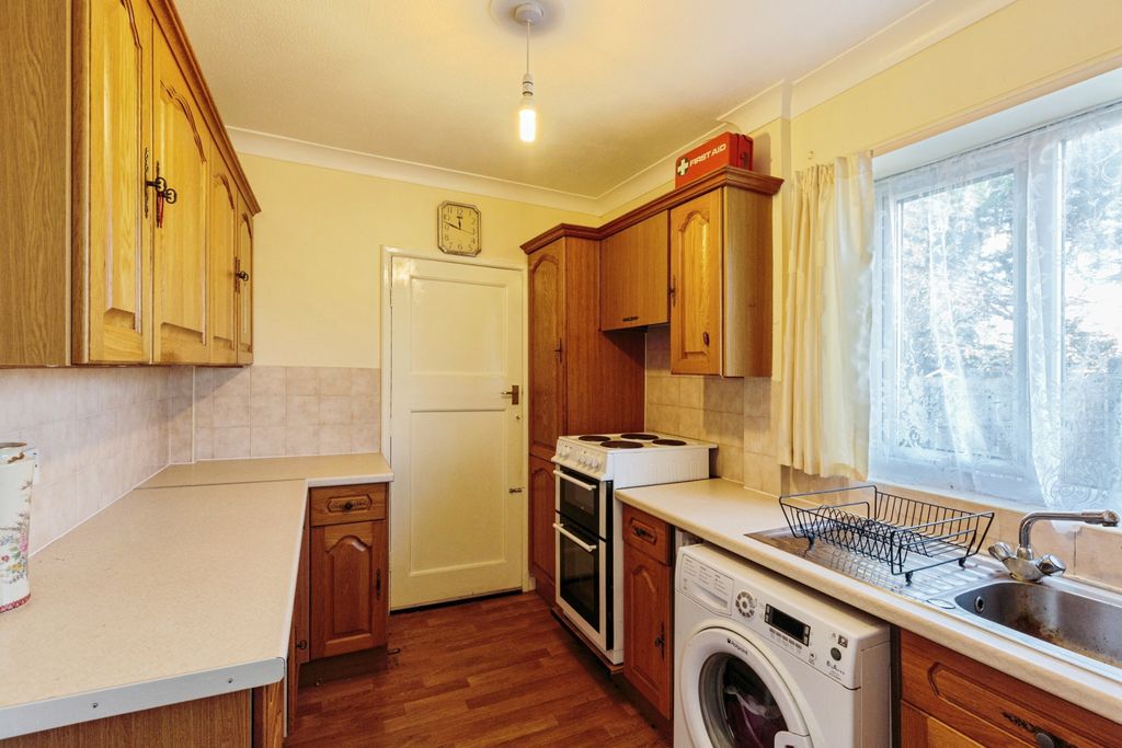 Property photo 2 of 15