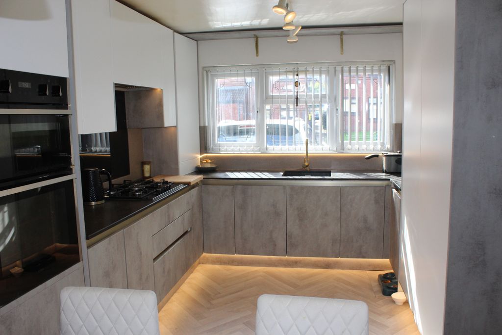 Property photo 2 of 22 Img_3743.Jpg