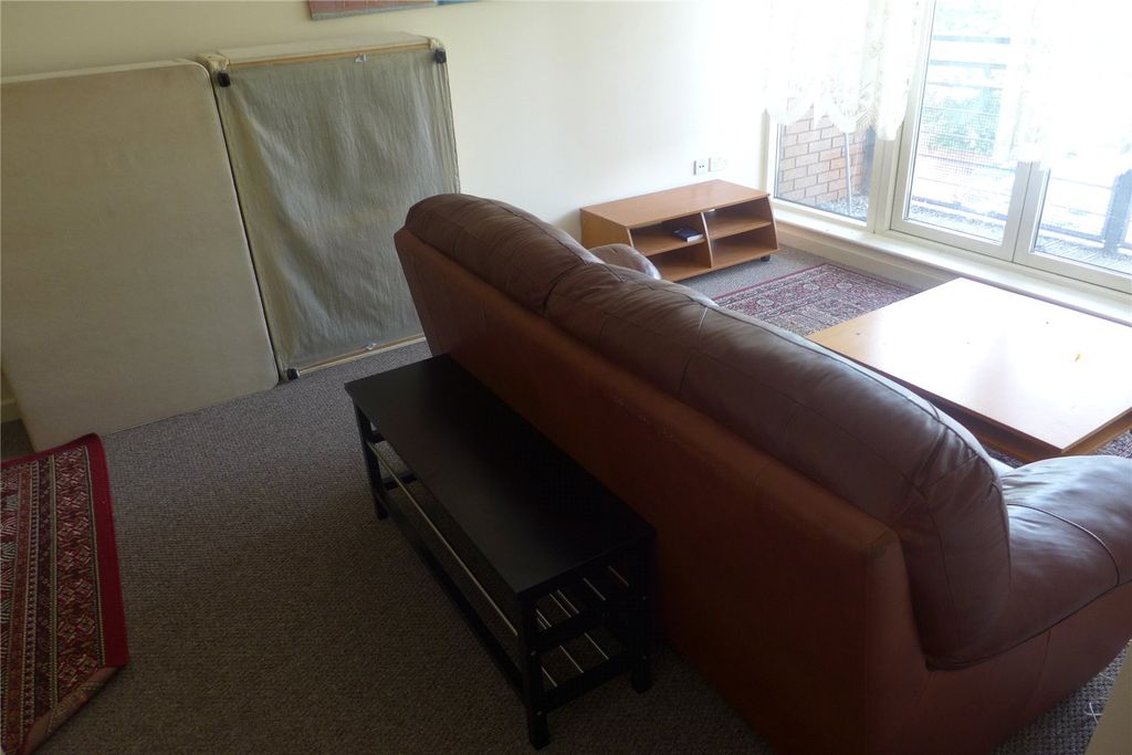 Property photo 3 of 12 Picture No. 10