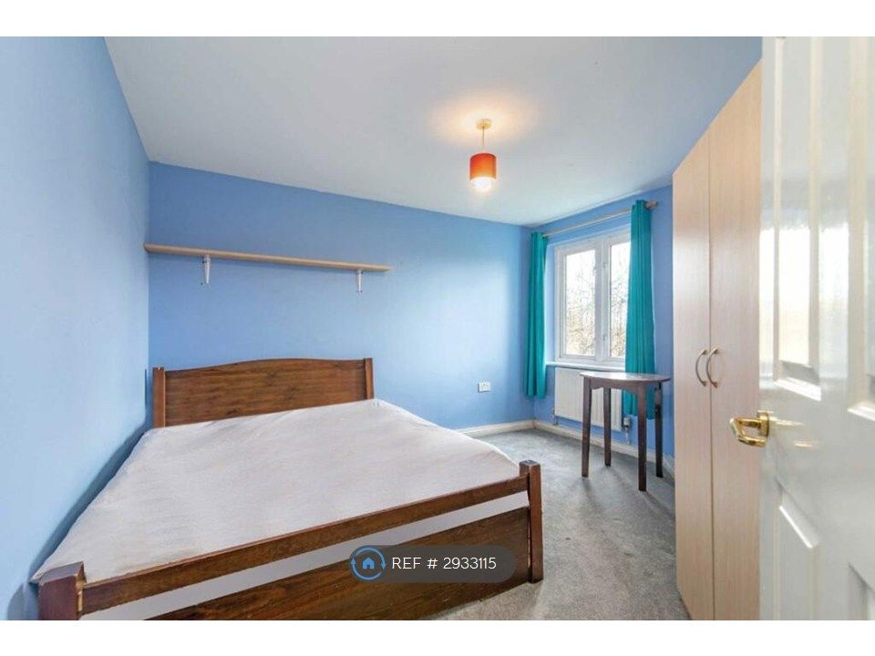 Property photo 3 of 4