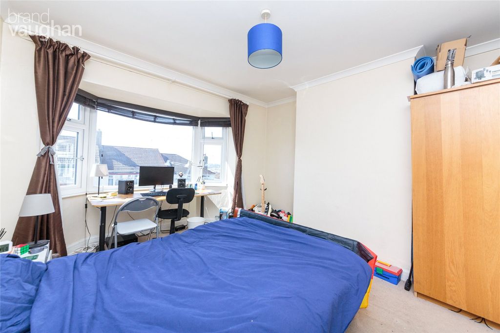 Property photo 3 of 10 Picture No. 11