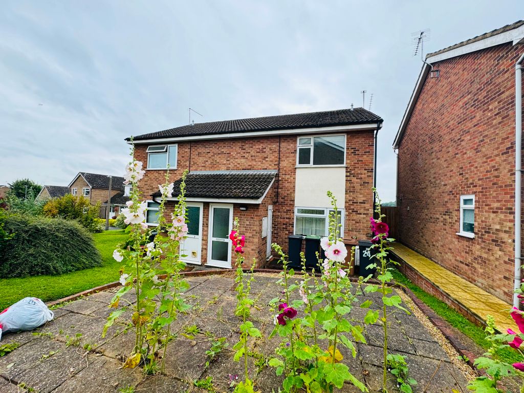 Property photo 1 of 11