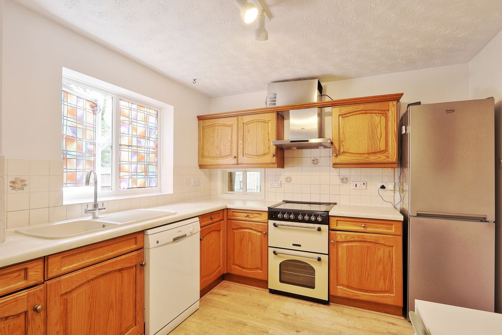 Property photo 3 of 29 7