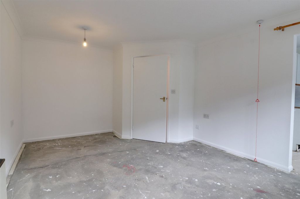 Additional image 4 of 2 bed flat for saleWestgate Mews, Launceston, Cornwall PL15