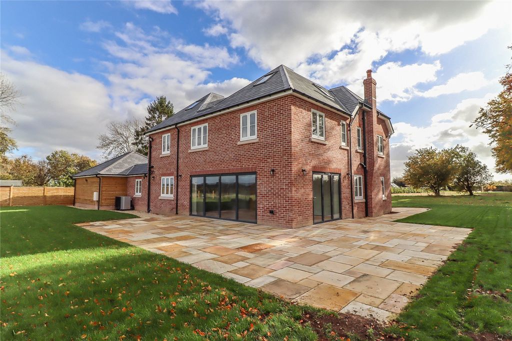 Property photo 2 of 36 Picture No. 45