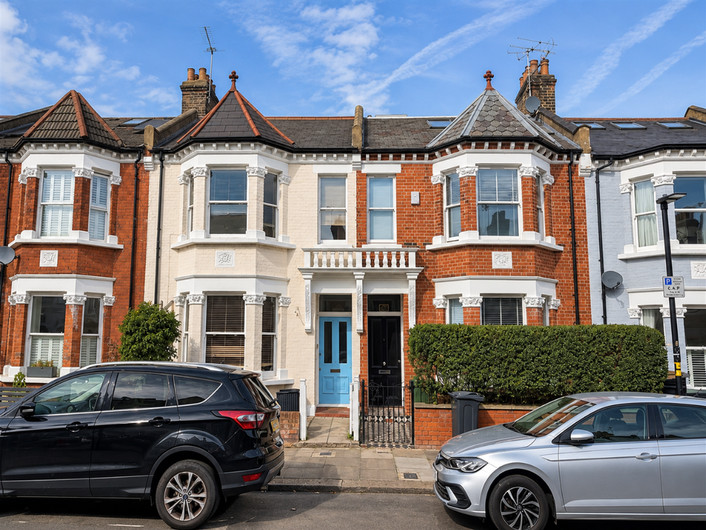 Property photo 1 of 37